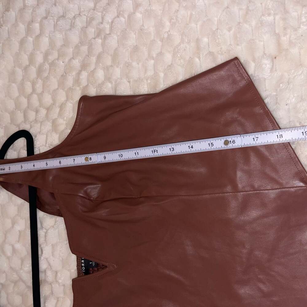 1X - Torrid Brown Faux Leather Cropped Tank Corset Style Top - Picture 8 of 8